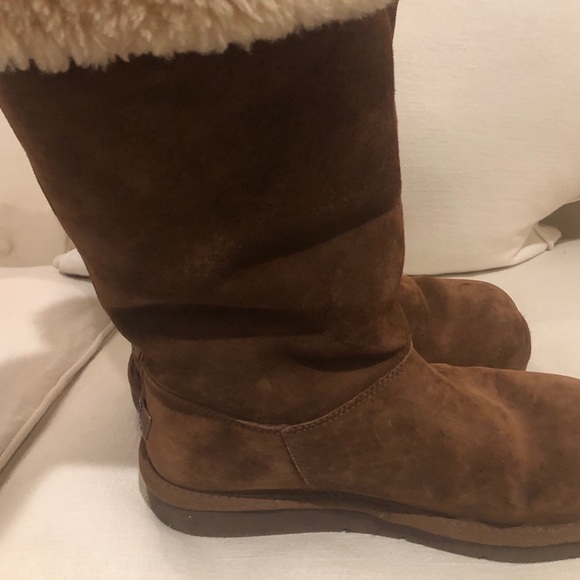 UGG Upside Tall Side Lace Sherpa Boots - Picture 4 of 7